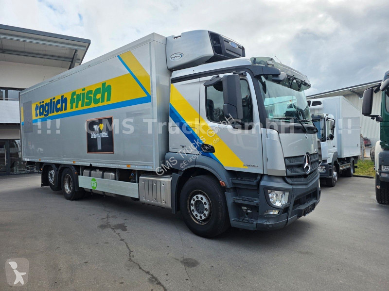 شاحنة Mercedes 2546 / 6X2 /Carrier FRIGO...