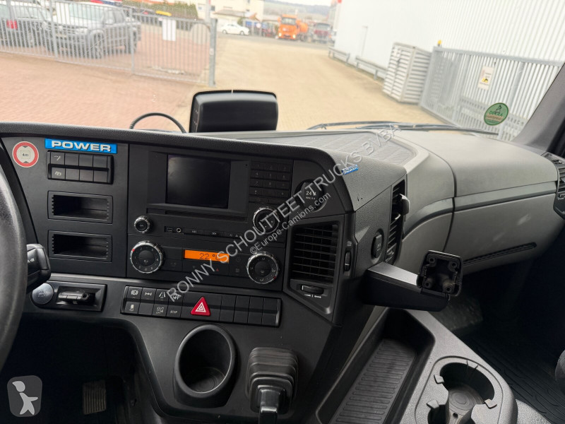 شاحنة Mercedes Antos 1827 L 4x2 Antos 1827/30 L...