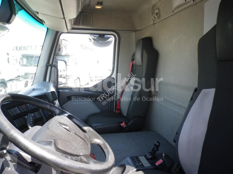 شاحنة Renault ejes 6x2*4 D320
