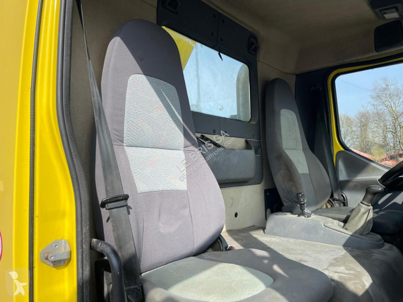 شاحنة Renault  MIDLUM 220.14