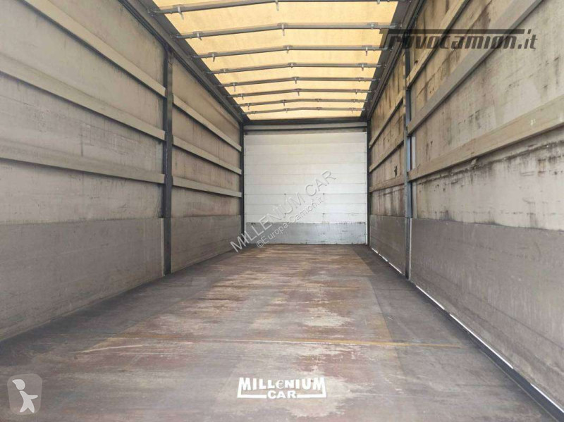 شاحنة Iveco 160E25 2018 CENTINATO 7,20