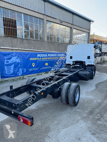 شاحنة Iveco Iveco 120E25