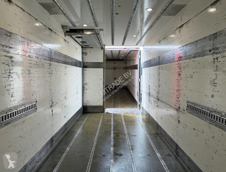 شاحنة Mercedes 2642 HEIWO ISOLATED BOXES DOUBLE...