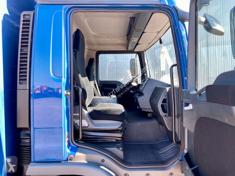 شاحنة MAN 8.250 BL I Edscha*Klima*2xAHK*Automatik*