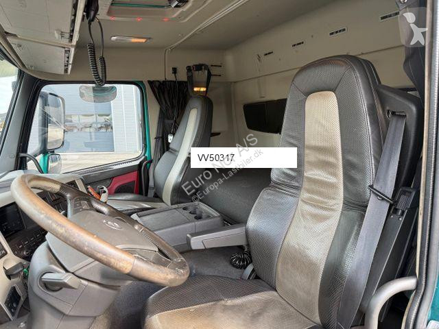 شاحنة Volvo FM330 6x2*4 Carrier Supra 1050 Nordic