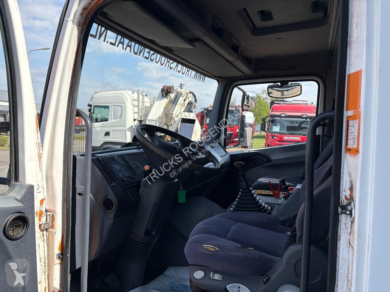 شاحنة Mercedes ATEGO 1823 + HIAB-102-S 2 + Euro...
