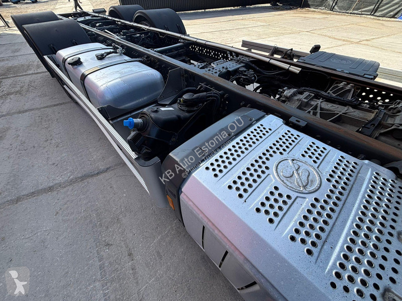 شاحنة Mercedes 2553 6x2*4 STREAM SPACE /...