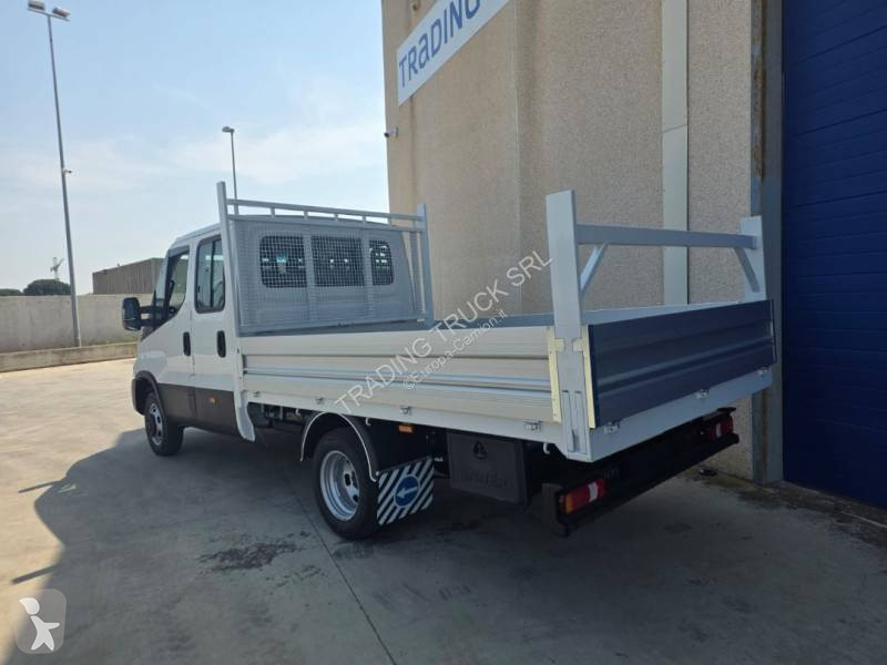 شاحنة Iveco