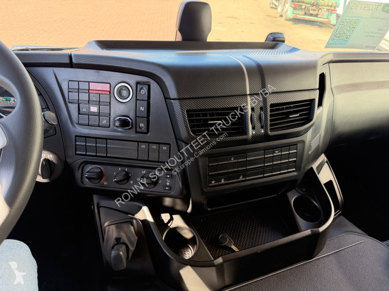 شاحنة  S-Way AT260S42 6x2 S-Way AT260S42 6x2,...