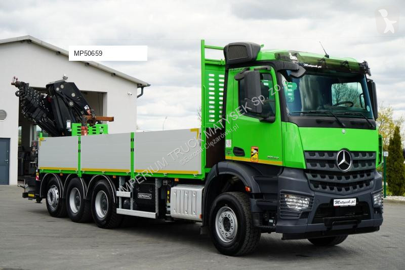 شاحنة Mercedes X-HIPRO 302