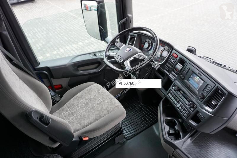 Хенгер Scania / TANDEM