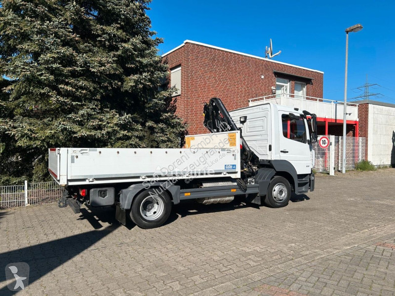 شاحنة Mercedes 066D