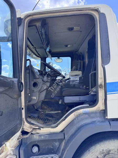 شاحنة Scania PO94B4X2NZ310