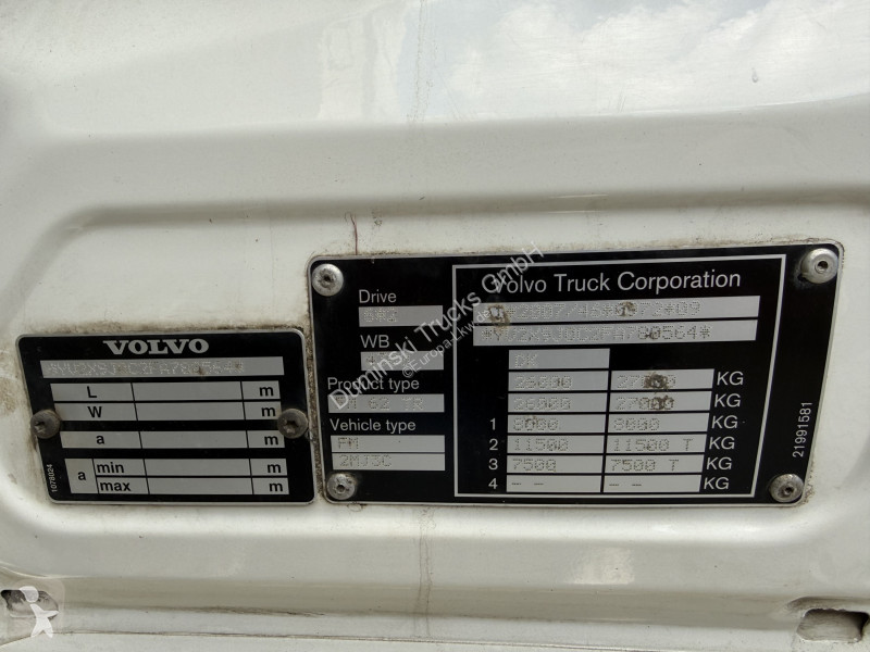 شاحنة Volvo FM 330 6X2*4
