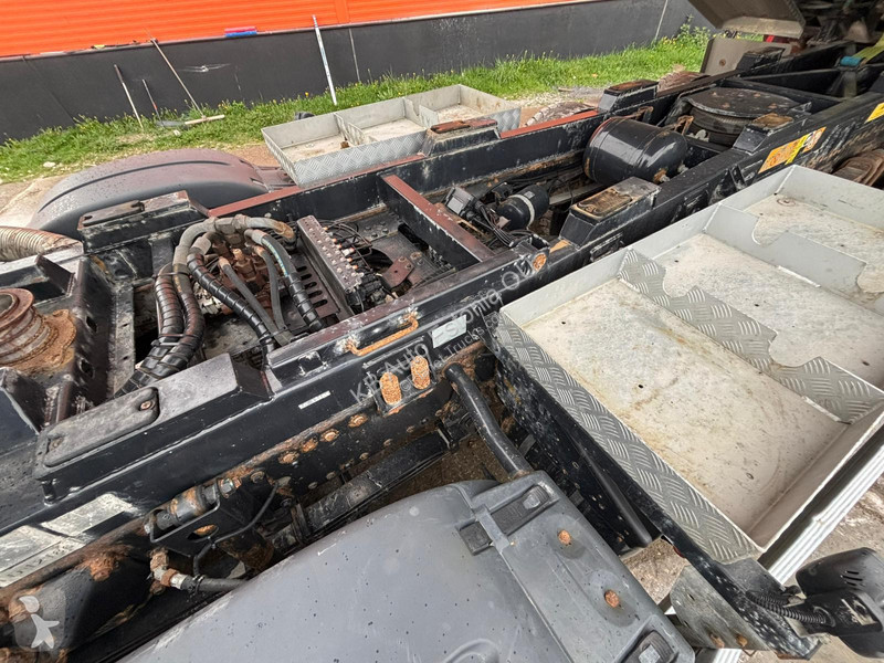 شاحنة MAN 35.500 8x4 INTARDER / FULL STEEL /...