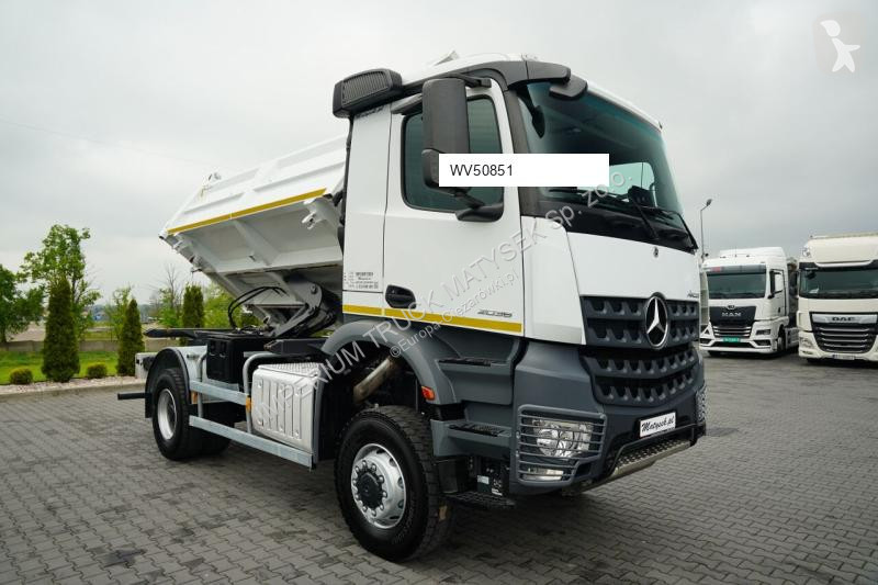 شاحنة Mercedes ACTROS 2038