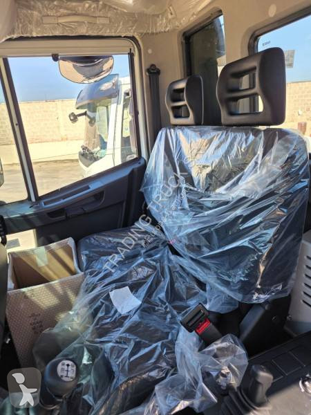 شاحنة Iveco