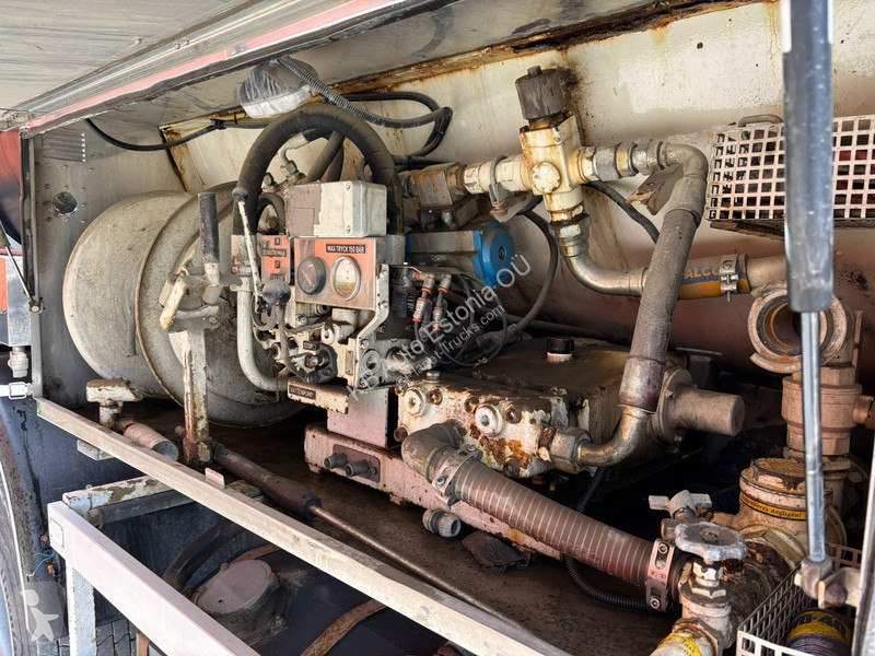 شاحنة Volvo 0 6x2 WITTIG vacuum pump / DRUM...