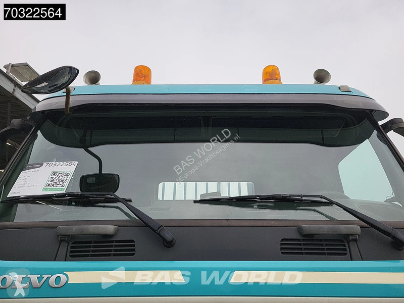 شاحنة Volvo 400 8X4 HIAB 211 EP-5 HIDUO Kran...