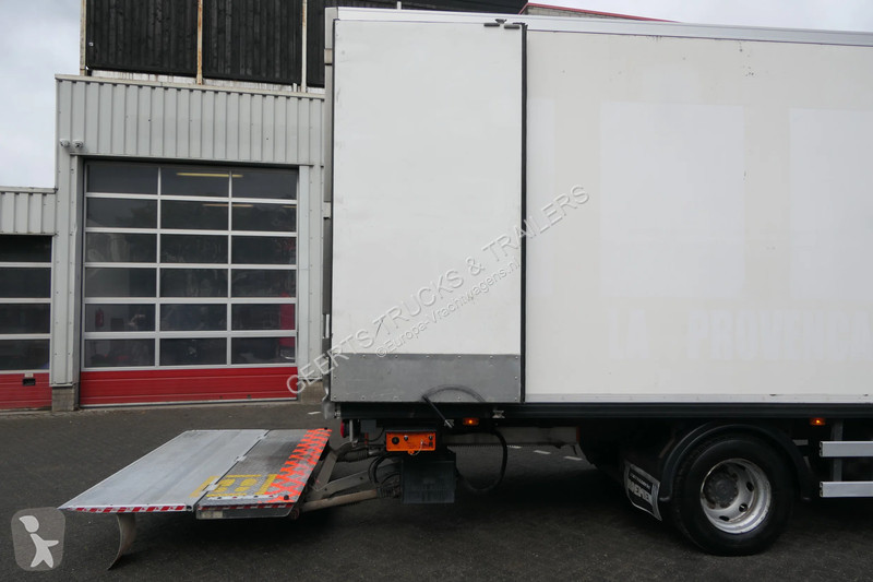 شاحنة Volvo FL 240 | Carrier SUPRA 950Mt /...