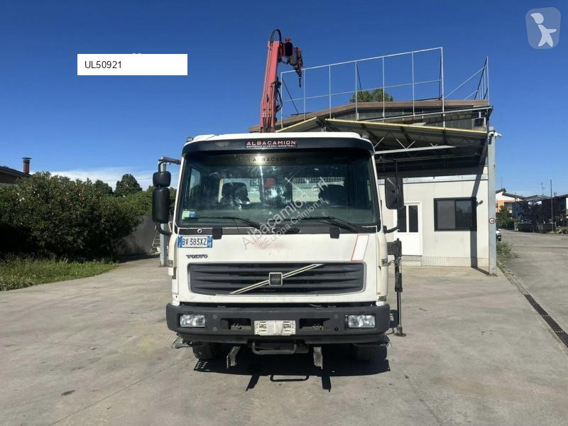 Camion Volvo V809