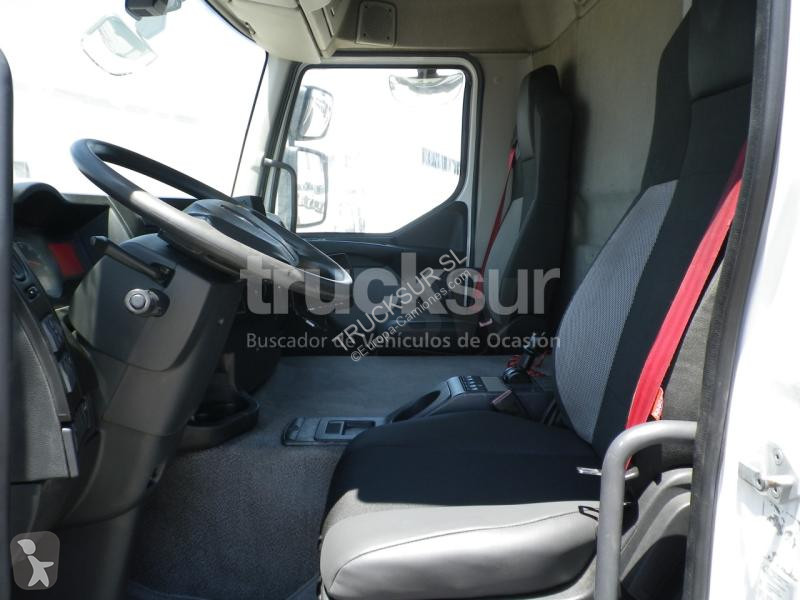 شاحنة Renault ejes 6x2*4 D320.26