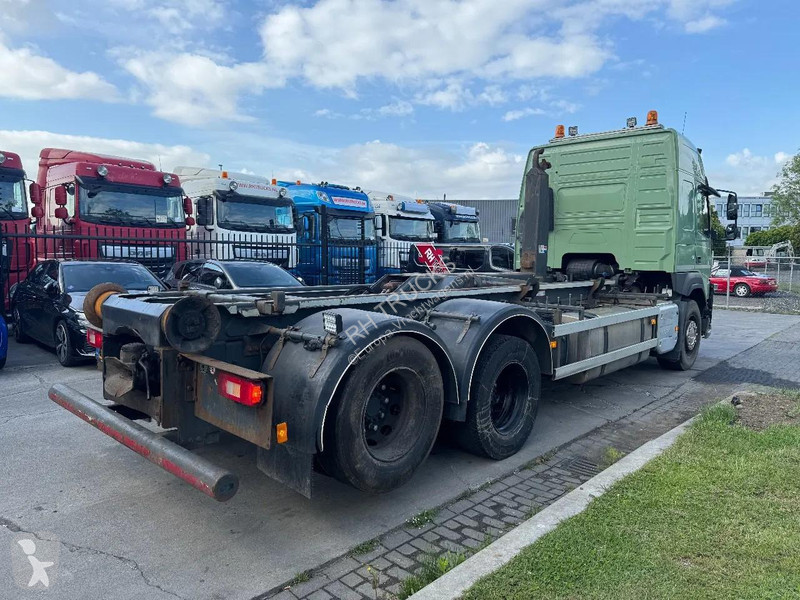 Camion Volvo 6X2 EURO 6 VDL 21T HOOK
