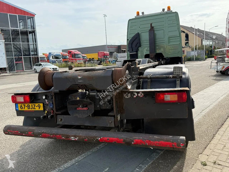 شاحنة Volvo 6X2 EURO 6 VDL 21T HOOK
