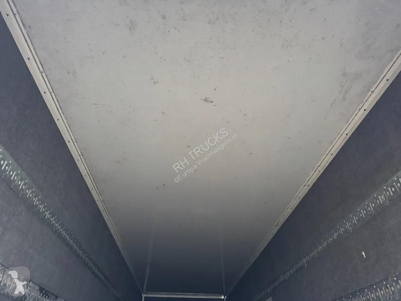 شاحنة Iveco EuroCargo 160 280 4X2 CLOSED BOX...