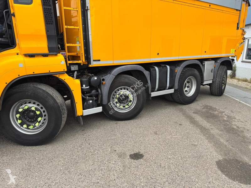 شاحنة MAN 42.460 8X2 EURO 6 KIPPER