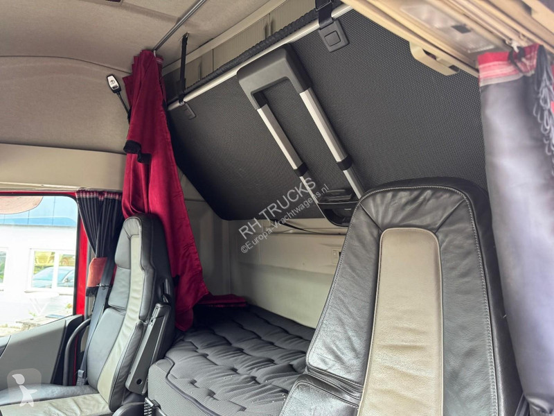 شاحنة Volvo 500 8X2 EURO 6 + JOAB 24 TON HOOKLIFT