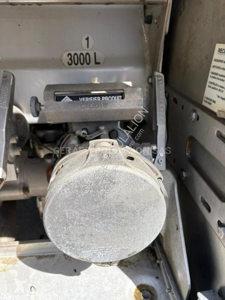 شاحنة Renault CIT. MAGYAR CARB LEG 15000L 5...