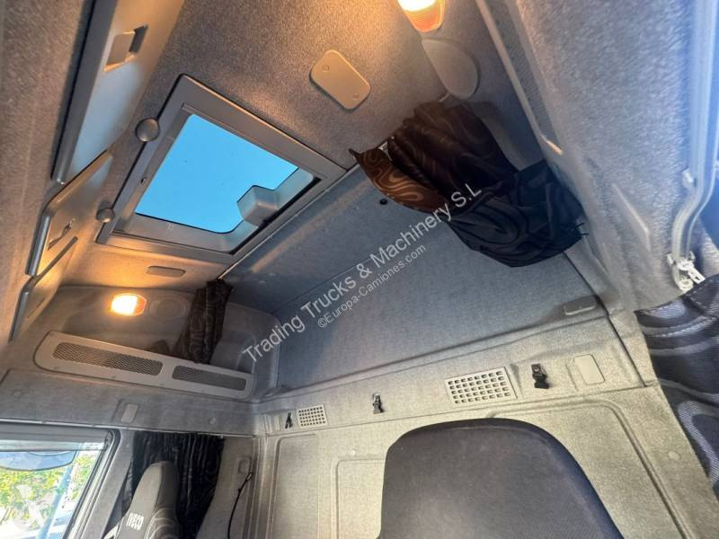 شاحنة Iveco