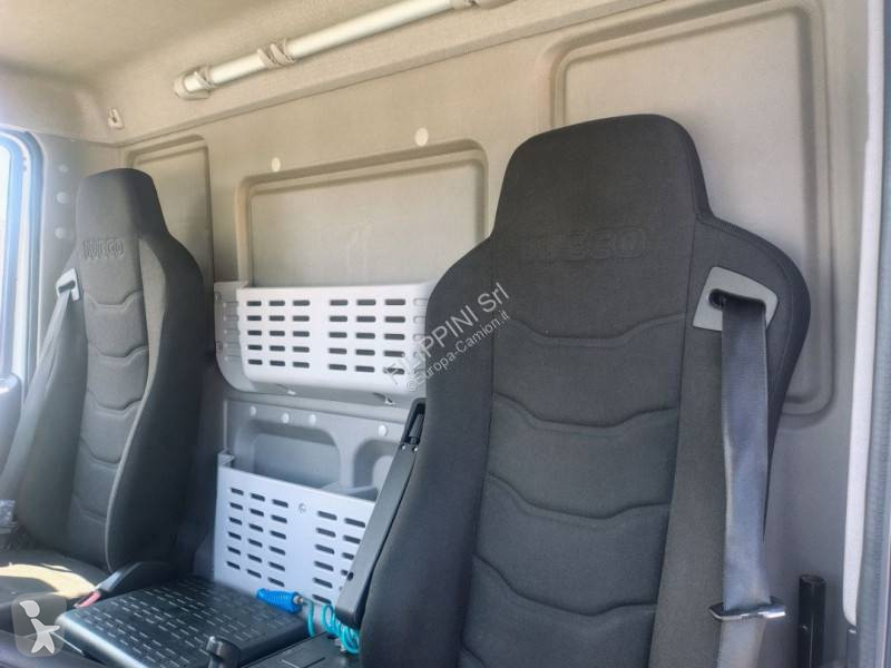 شاحنة Iveco