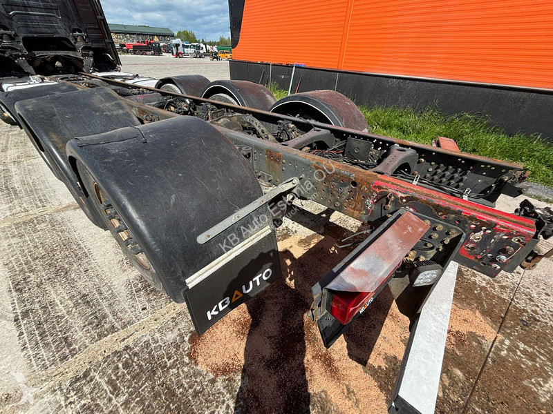شاحنة Scania R 650 8x4*4 RETARDER / CHASSIS...