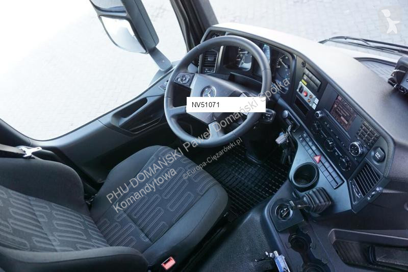 Camion Mercedes 228 E – 4