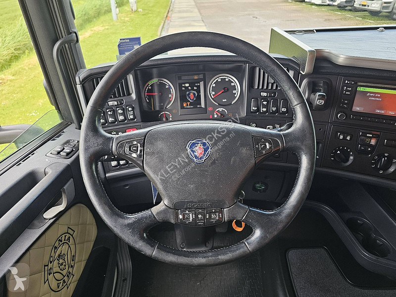 شاحنة Scania 490 HMF 6020