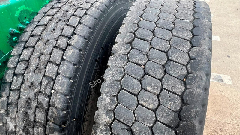 شاحنة Volvo 520 (6X4 / LONG CHASSIS / FRONT STEEL)
