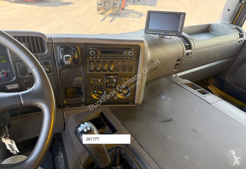 شاحنة Scania 589 P230 LB