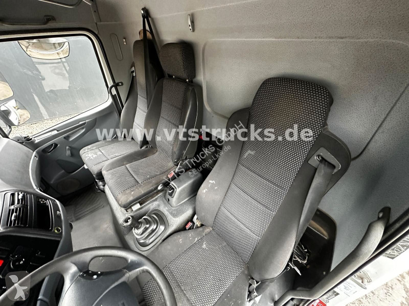 شاحنة Mercedes 816 Kofferaufbau 4x2