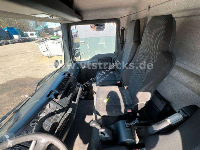 شاحنة MAN 8.180 4x2 Euro6 Koffer mit Ladebordwand