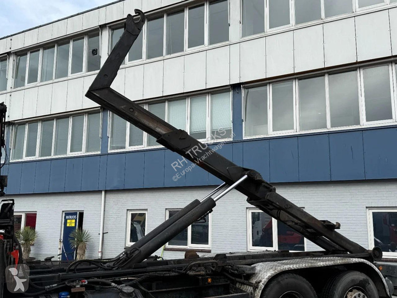 شاحنة MAN TGS 26400 6X2 + PALFINGER PK 14002 EH...