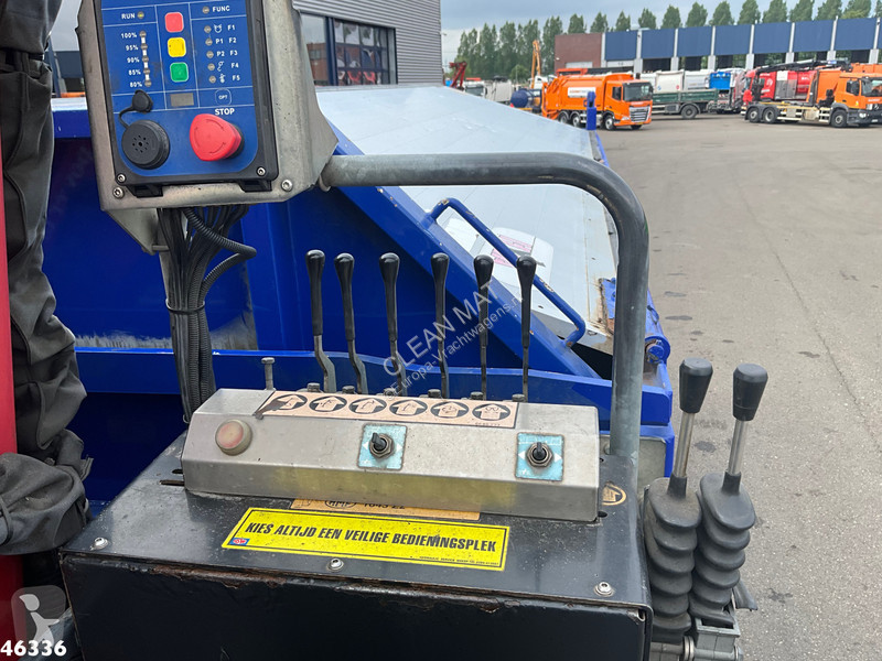 شاحنة Volvo FMX 460 6x6 Euro 6 HMF 16 Tonmeter...