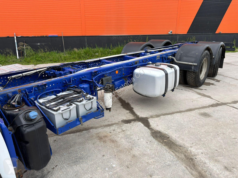 شاحنة Mercedes 2532 6x2*4 CHASSIS L=8792 mm