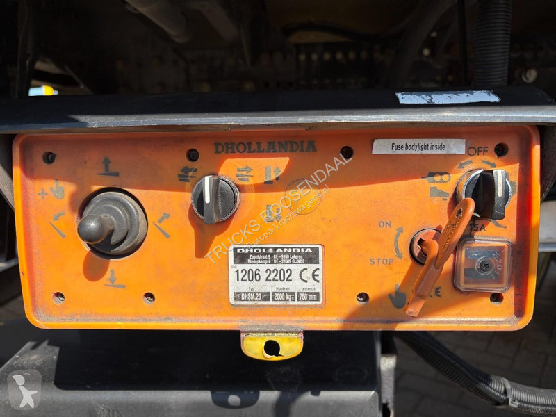 شاحنة Renault + DHOLLANDIA LOADLIFT + SMART...
