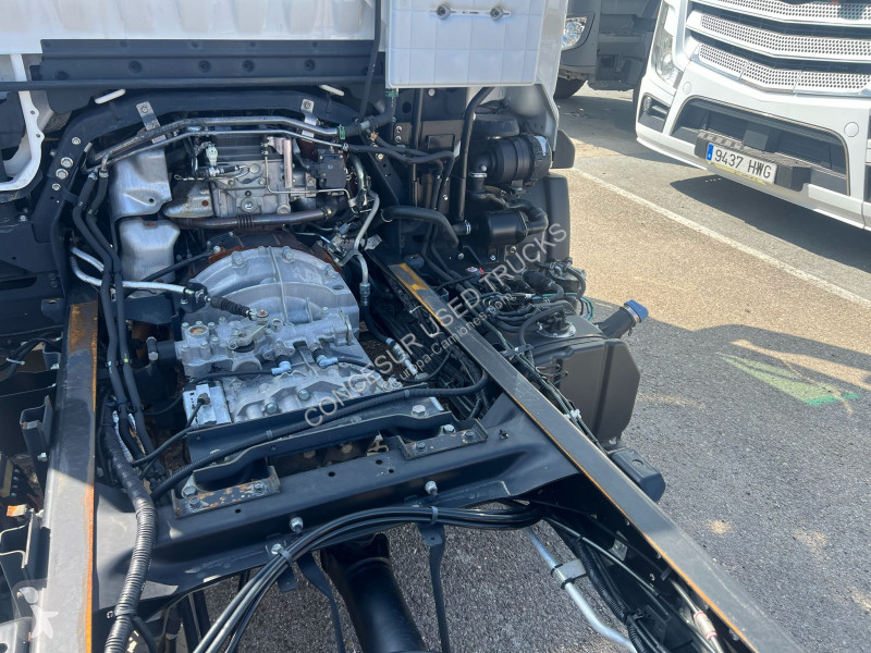 شاحنة Renault D 7,5 L4 CCM 180E6