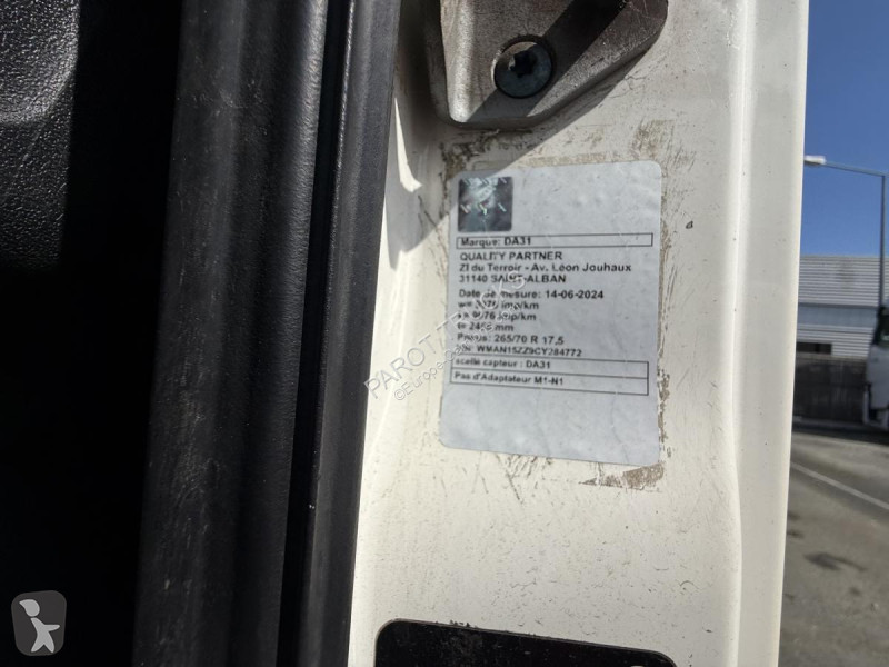 Camion MAN 12.180