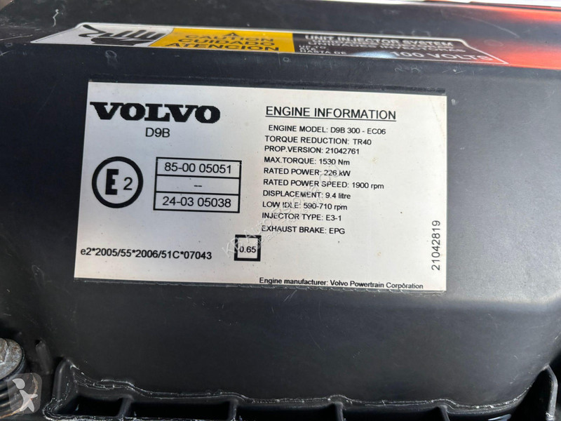 شاحنة Volvo FM 300 6x6 FOR SALE AS CHASSIS / OY...