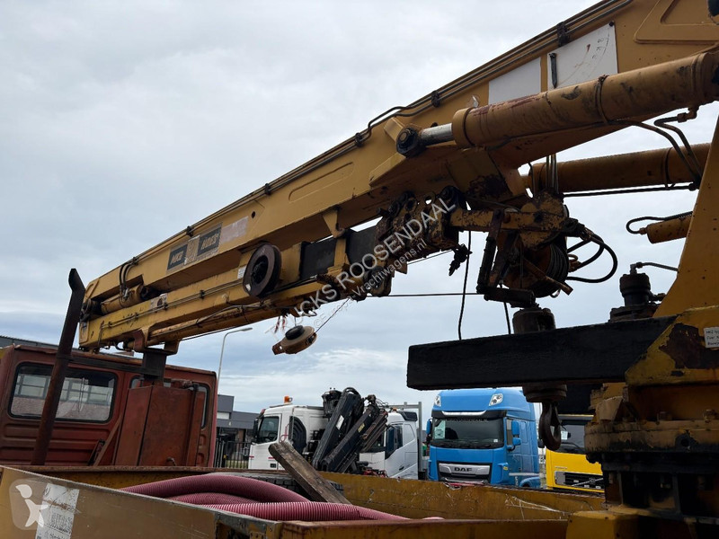 شاحنة MAN f8 + 6 CYLINDER + MANUAL + MKG 22METER