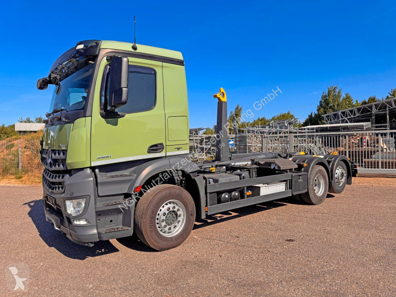 شاحنة Mercedes 2551 6X2 Meiller RK 20.70 mit...